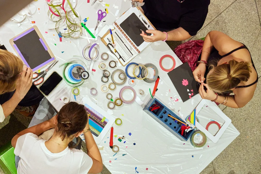 Kreativstation "Tape Your Art" mit