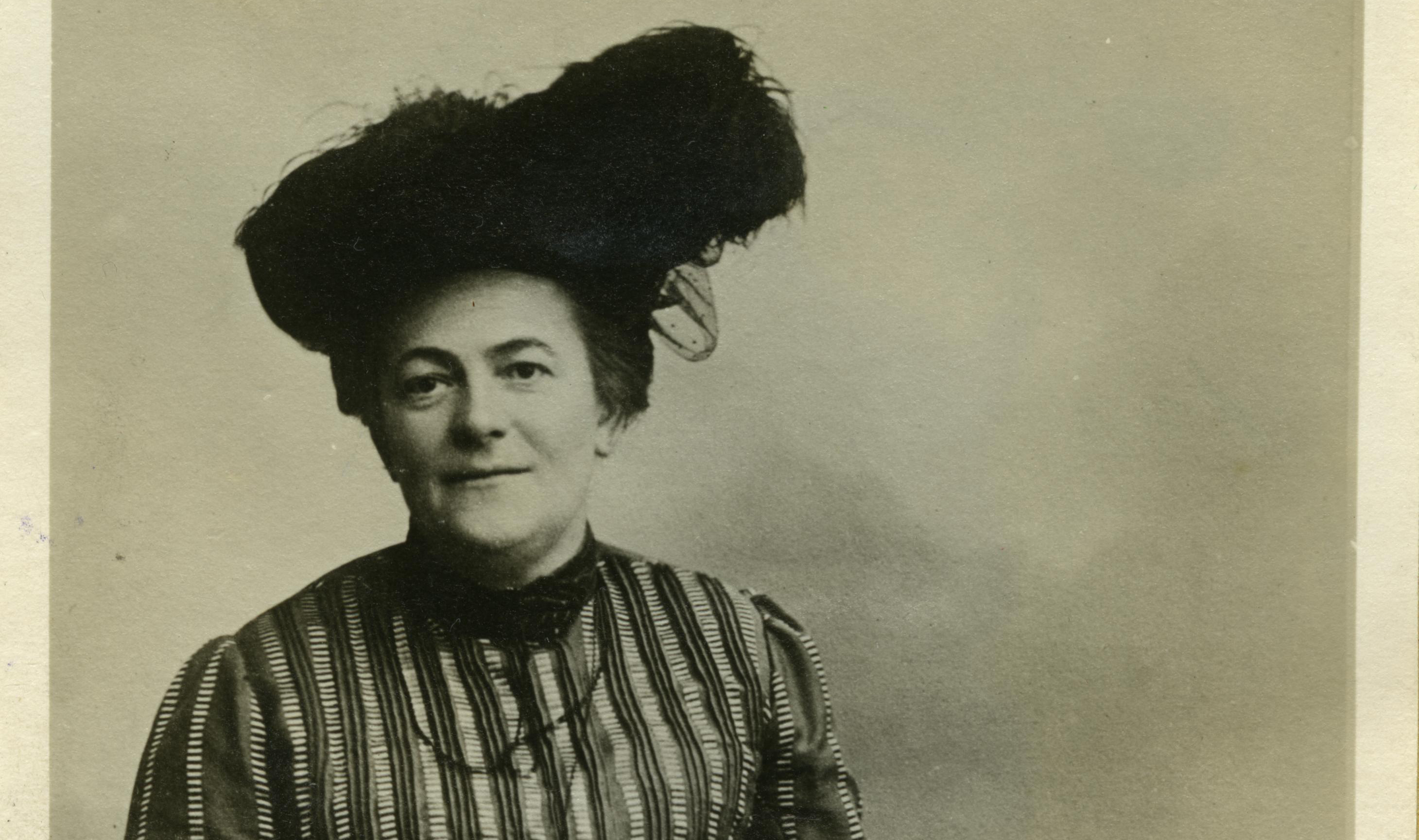 Clara Zetkin, um 1910
