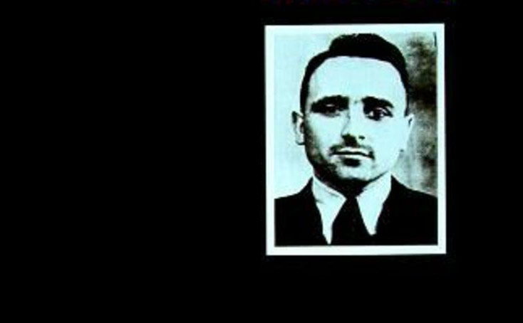 Danger! Klaus Barbie... / Paul Touvier.../ Ces Criminels sont en Liberté...