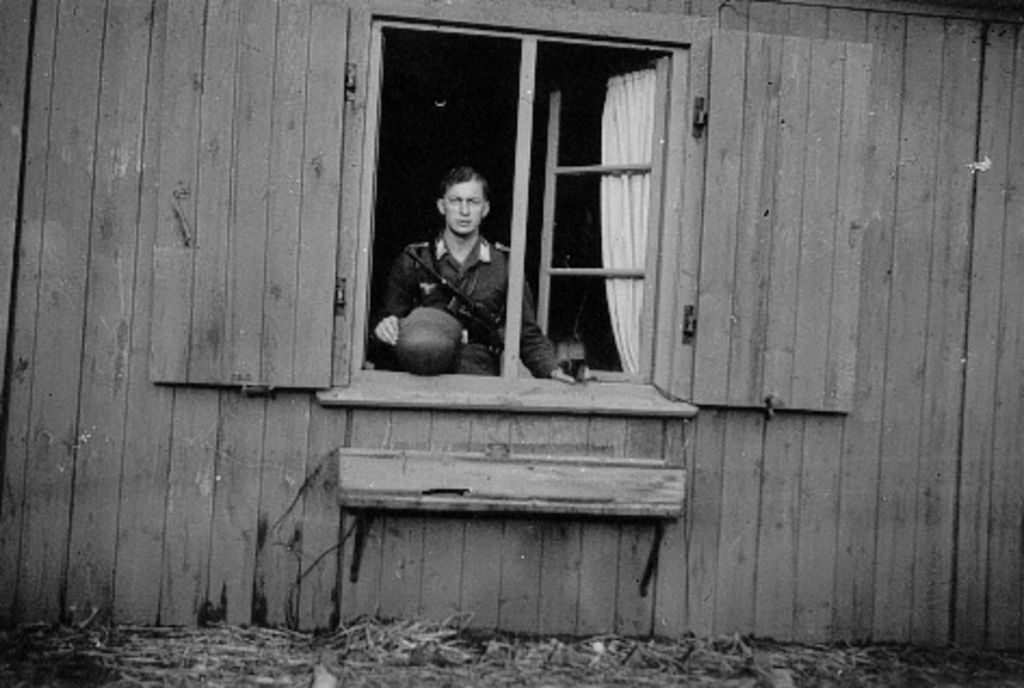 Exponat: Kollektives Gedächtnis: Friedrich Gerlach - Uffz Brandt, Sommer 1944